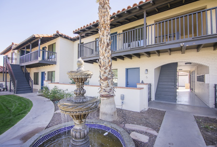 511 East Mariposa Street - 14