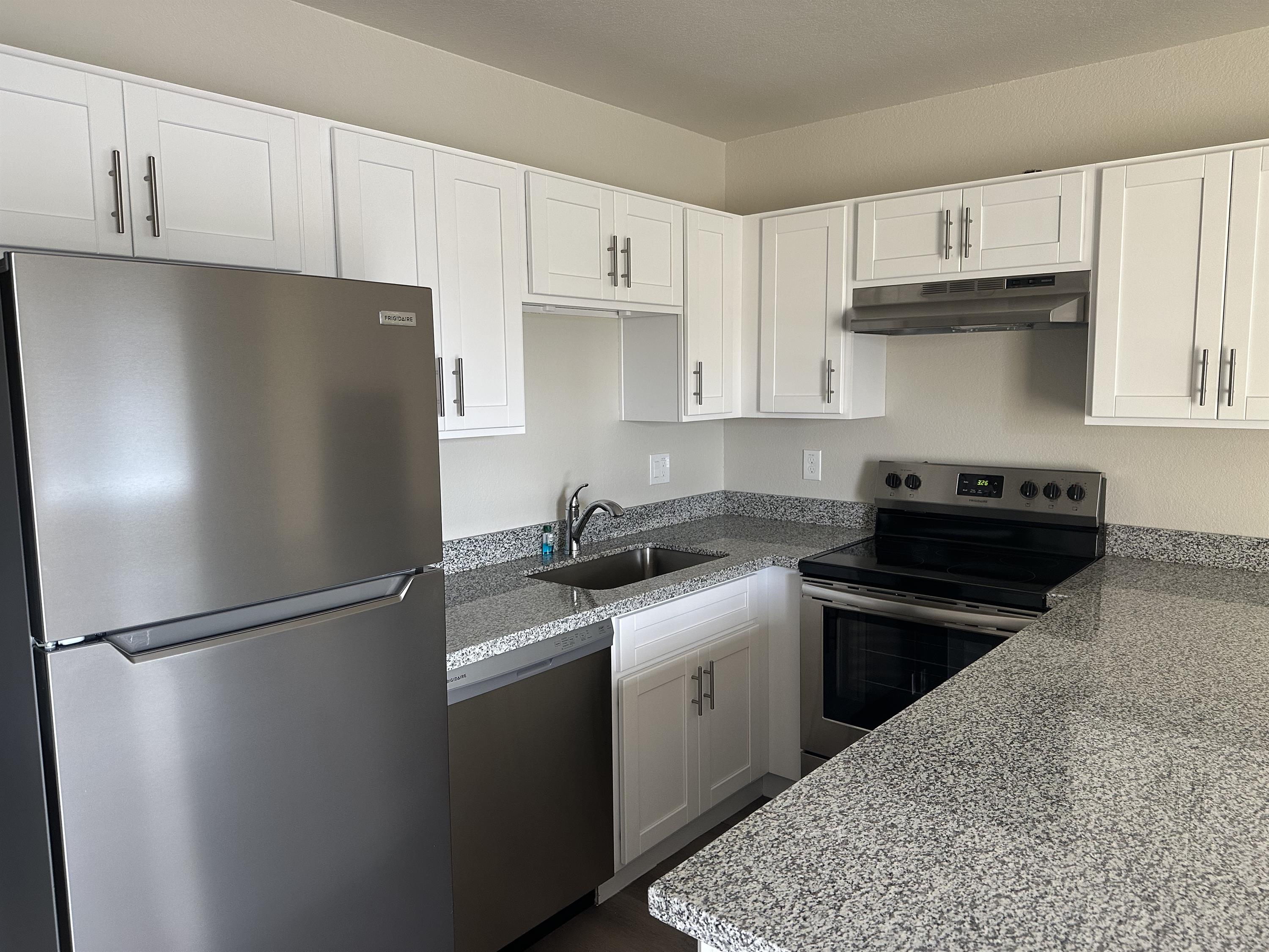 6201 North 23rd Avenue - 07