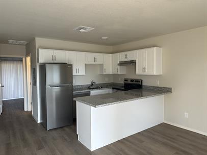 6201 North 23rd Avenue - 06