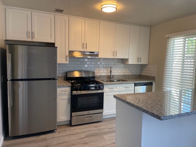 408 West Earll Drive - 6